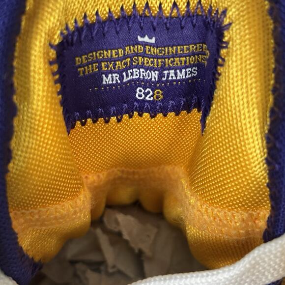 Nike Lebron VIII 8 QS Laker's Court Purple Gold DC8380-500 Men's Size 8.5 - Picture 11 of 16